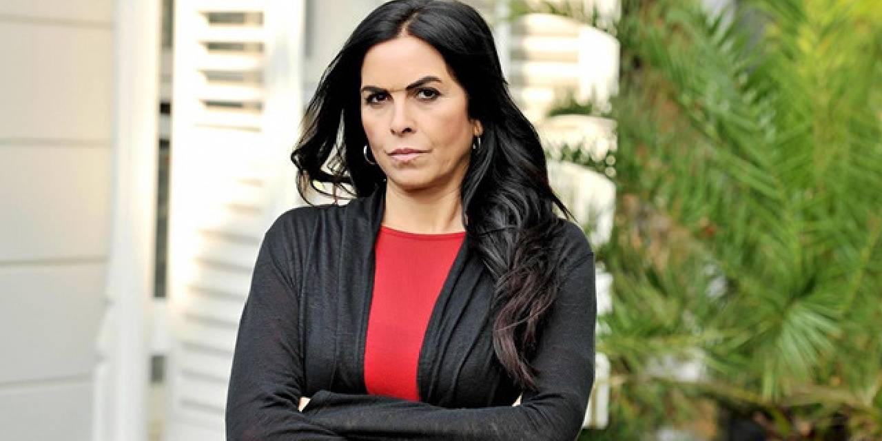 Ünlü oyuncu ilk kez nikah fotoğraflarını paylaştı