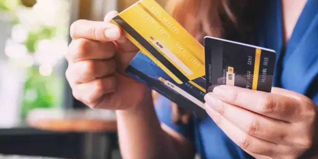 Şenol Babuşcu’dan nakit avans faizi yorumu: Vatandaş, yanlış ekonomi politikasının acısını bir de faizle çekecek