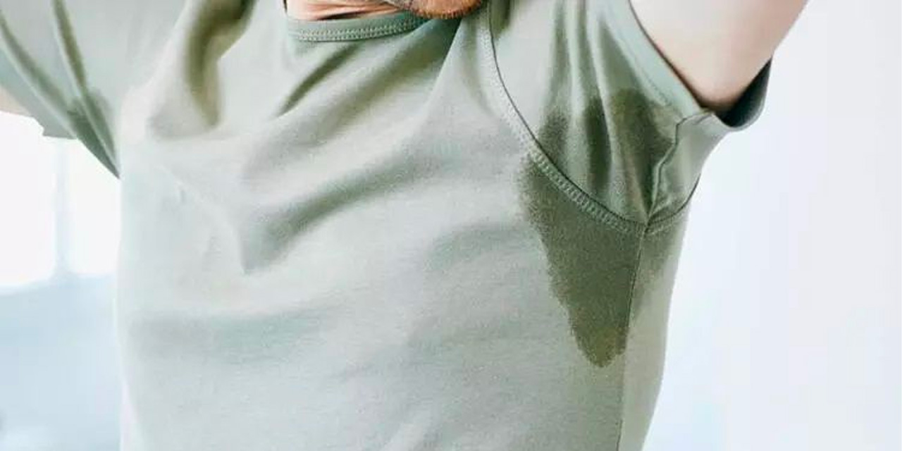 Aşırı terleyenler dikkat: Bu yöntemleri denediğinde koltuk altlarınız kupkuru kalacak!