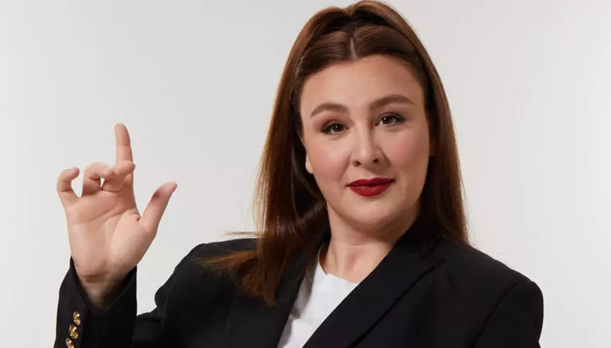 Bambaşka biri...Ünlü komedyen Yasemin Sakallıoğlu'nun nostaljik paylaşımı olay oldu! Eski haline yorum yağdı