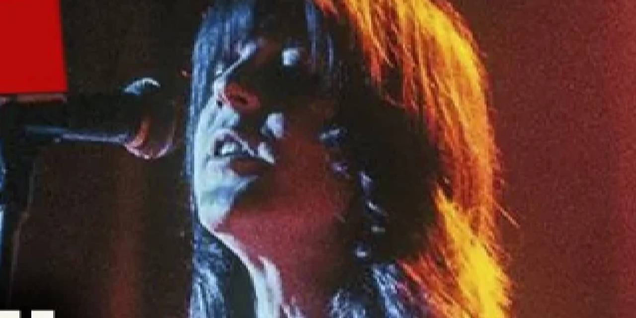 Efsanevi şarkıcı hayatını kaybetti