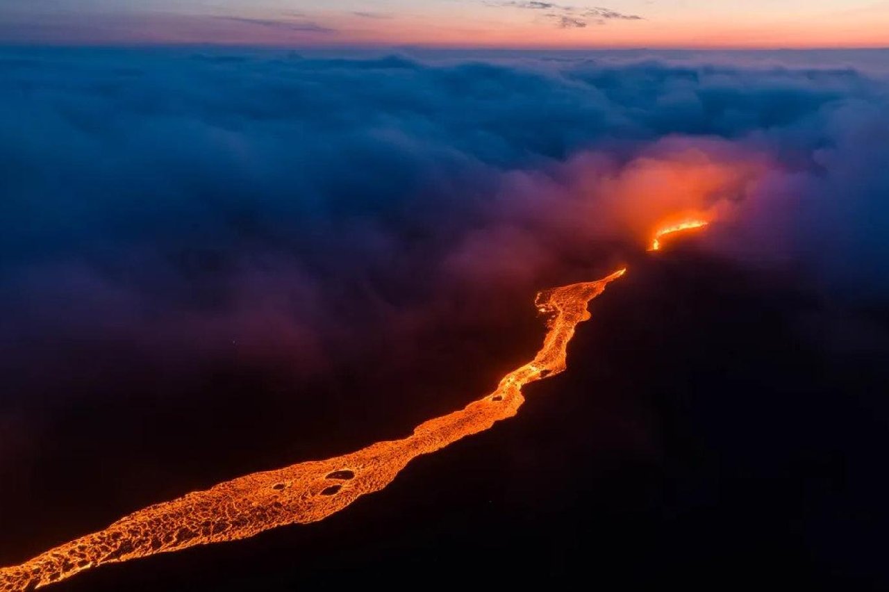 Günlerdir canlı yayınlanıyor... Yeni bir 'bebek volkan' doğuyor