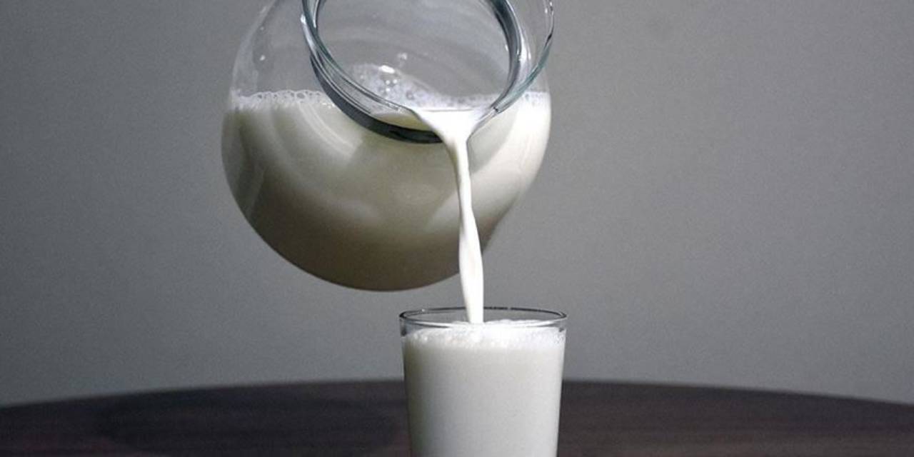 Süt Dost Mu Düşman Mı? Süt İçmenin Yaşı Var Mı?