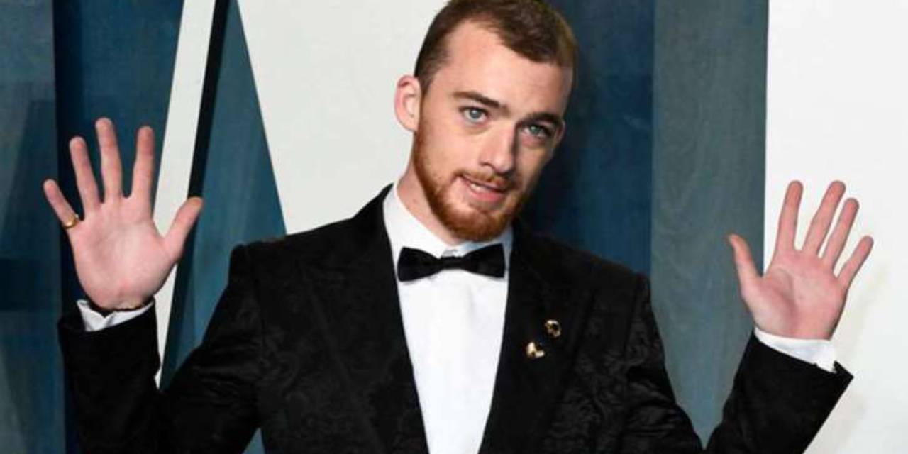 Genç oyuncu babasının ölümüne dayanamadı