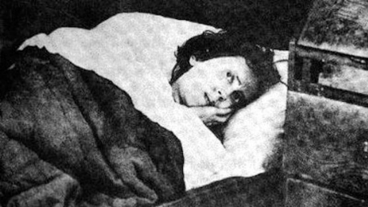 Tam 32 Yıl Boyunca Uyudu... Tıp Tarihine Karolina Olsson Vakası Olarak Geçti