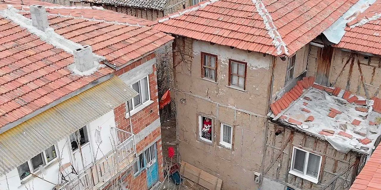 İnternette video izleyerek öğrendi, yeteneğini paraya çevirdi! Köyden Türkiye'ye satıyor