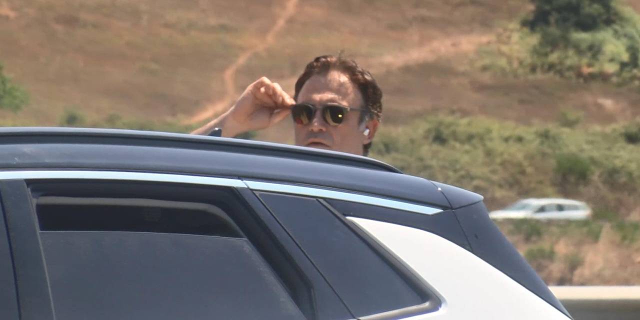 Şarkıcı Kutsi benzini bitince yolda kaldı