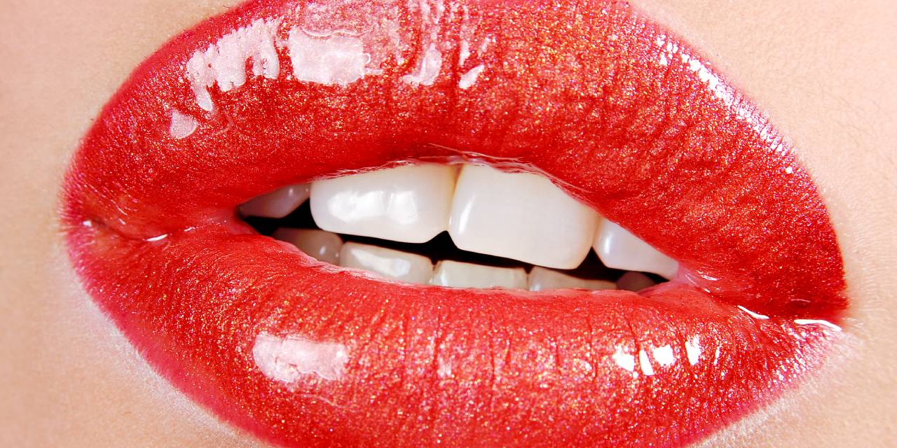 Bu Yöntemle Dolgun Dudaklara Sahip Olabilirsiniz! Dudak Dolgusuna Gerek Kalmayacak!