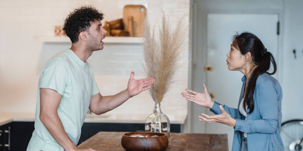 Her zaman haklı olduğunu düşünen insanlarla nasıl başa çıkılır?