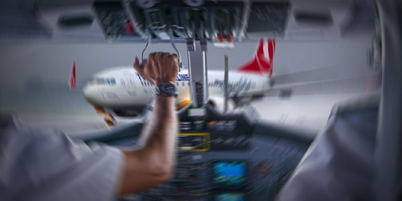 THY'de Kokpitte Namaz Riskli Diyen Pilot İşten Atılmıştı... Skandalın Perde Arkası Ortaya Çıktı