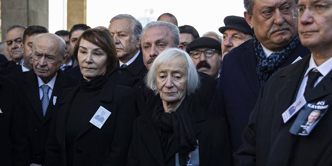 Deniz Baykal’ın Eşi Olcay Baykal Hastaneye Kaldırıldı