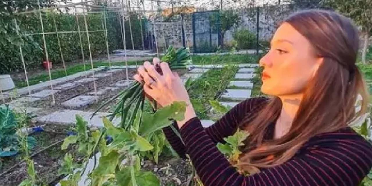 İstanbul'u terk etmişti! Ünlü oyuncunun lüks evinin bahçesi dikkat çekti