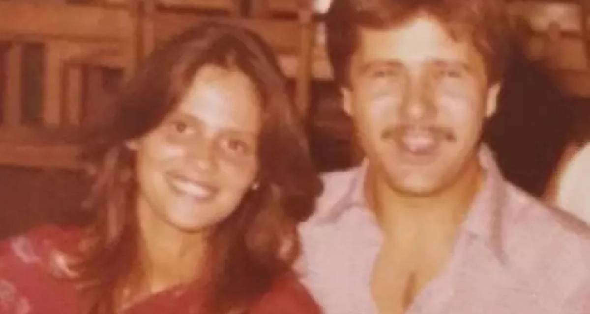 Ünlü oyuncu anne ve babasını paylaştı