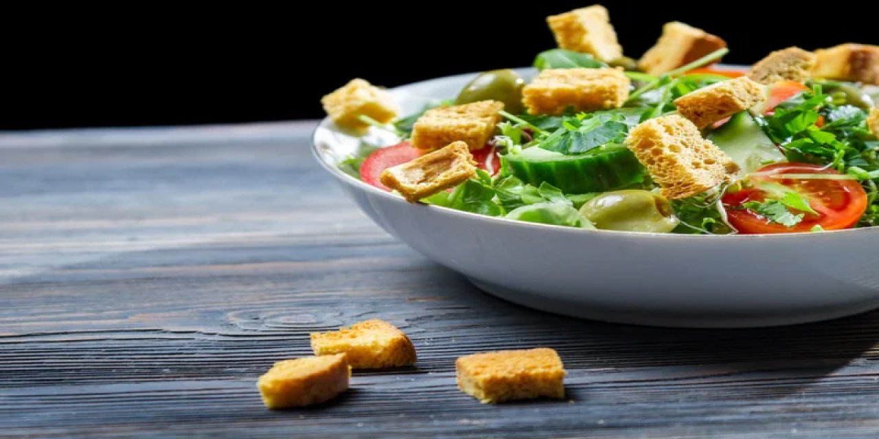 Salata hazırlamaya yeni bir bakış sunuyoruz...Salatayı her zamankinden daha lezzetli yapacak malzeme…