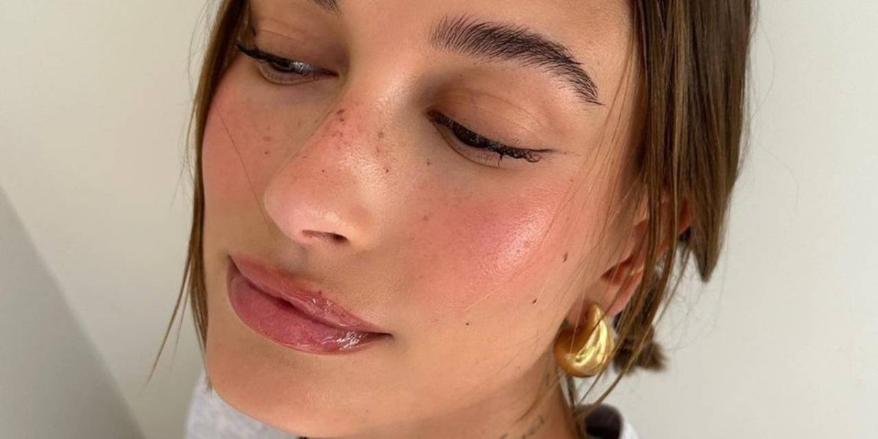 Makyajda Yeni Trend: Çilek Kız Makyajı Nedir? Nasıl Yapılır?