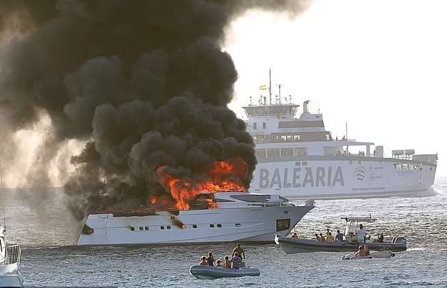 Aslan Lakaplı Ünlü poker oyuncusu Diego Gomez Gonzalezalev'in lüks yatı alev topuna döndü!