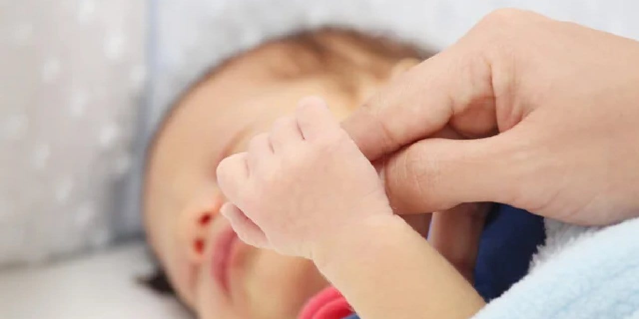 Japonlar, bebeğinizi tam 13 dakikada uyutmanın dahiyane bir yolunu keşfettiler