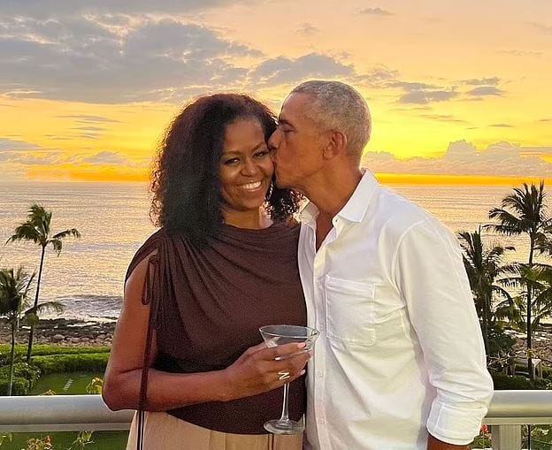 Barack Obama'nın Eşcinsel Seks Fantazisi İtirafı: Hayallerimde Her Gün Erkeklerle Sevişiyorum