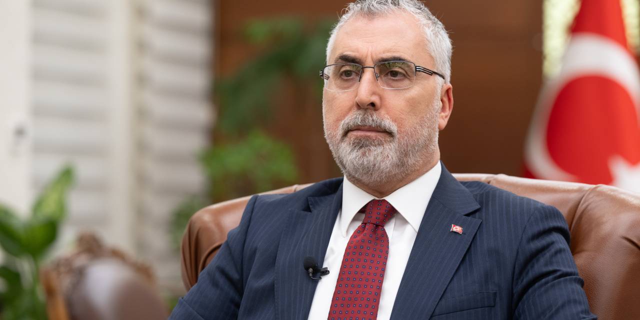 80 bin lira maaş verdikleri emekliyi bir yıl arayıp bulamadılar, bakan sonunda cevap değil boş link gönderdi