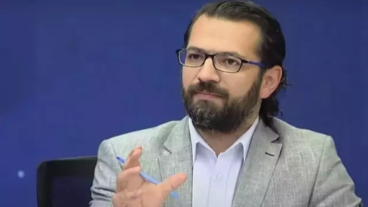 Hacı Yakışıklı modern sanatları hedef aldı: Devlet Opera ve Balesi diye bir şeye karşıyım; Göktürklerde bale mi vardı?