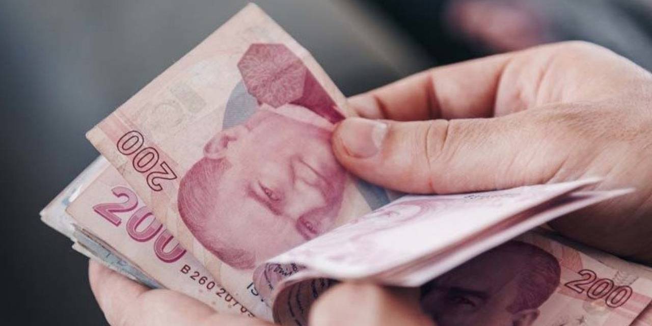 Emekli Zammı Meclis'e Geliyor! İşte Emekli Maaşı İçin Masadaki 2 Formül