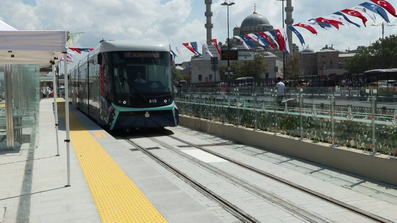 Alibeyköy-Eminönü Tramvay Hattı'nın Eminönü-Cibali İstasyonu 30 Ağustos'ta hizmete giriyor