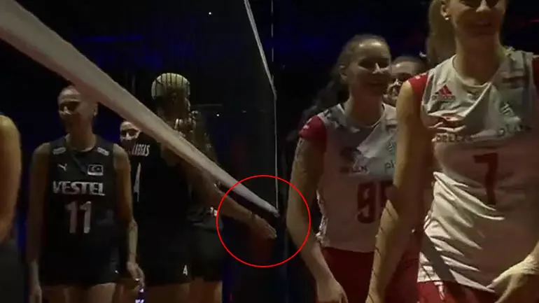 Polonya takımından Melissa Vargas'a tuhaf tavır