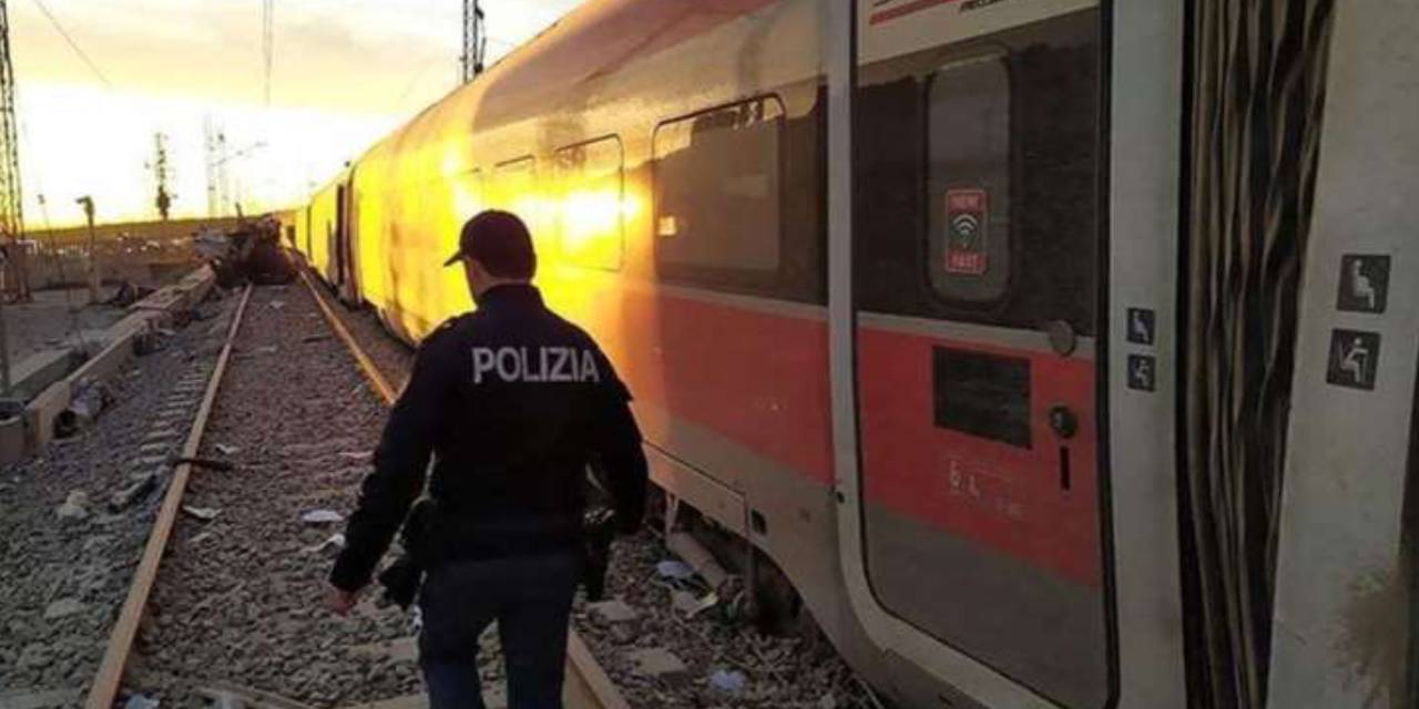 İtalya'da Trenin Çarptığı 5 Demir Yolu İşçisi Öldü