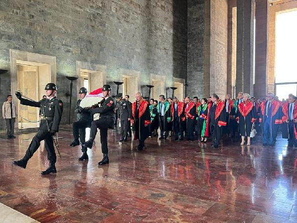 Yargıtay Üyeleri Anıtkabir'i Ziyaret Etti