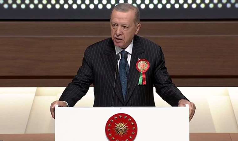 Erdoğan Yine Sosyal Medyayı Hedef Aldı: Sosyal Medya Mahkemeleri Toplumun Birliği Açısından Büyük Tehdit