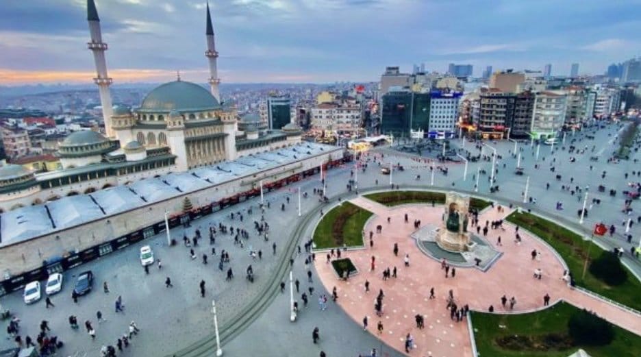 Taksim Meydanı Yasağını Final Bile Aşamadı