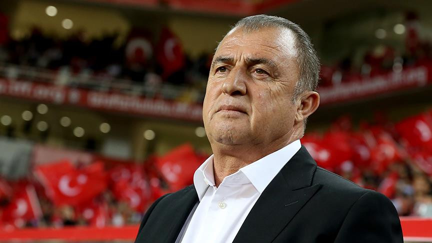 Galatasaray'dan Fatih Terim'e özel kutlama