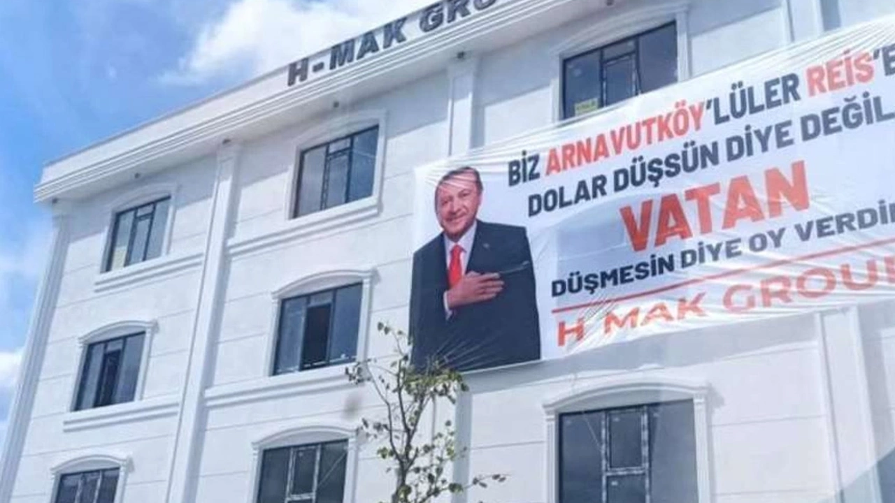 Sağlık Merkezi Arazisine Dikilen İşhanı'na 'Vatan Düşmesin'  Pankartı