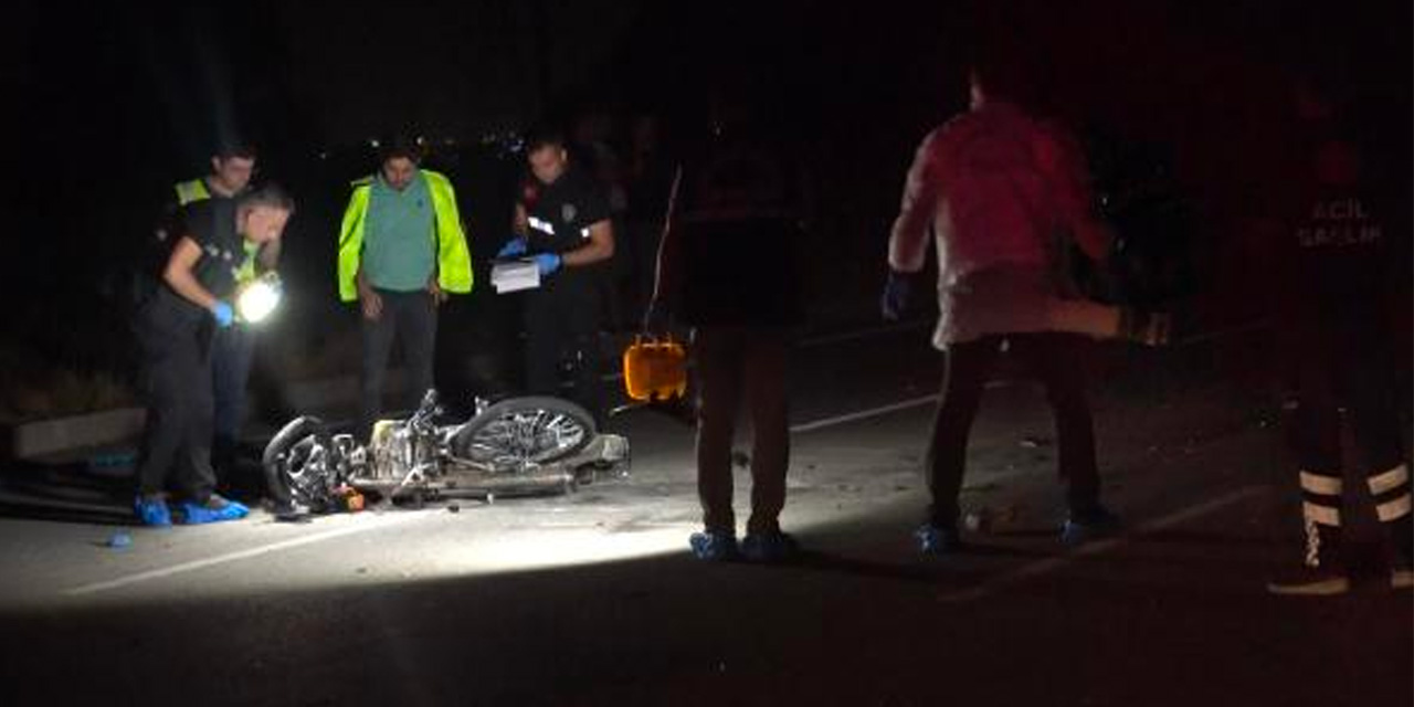 Akılalmaz Kaza... İki Motosiklet Kafa Kafaya Çarpıştı!