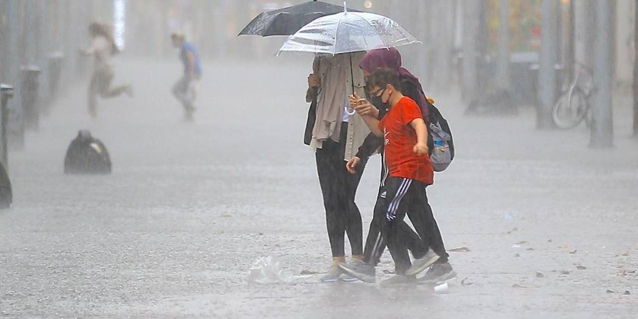 İstanbul'da Yağmur En Fazla Bu ilçelere Yağdı