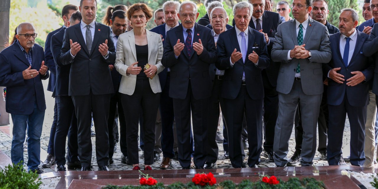 Kılıçdaroğlu'ndan Menderes Ve Özal'ın Anıt Mezarlarına Ziyaret