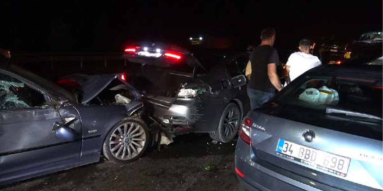 Anadolu Otoyolu'nda Zincirleme Kaza! 11 Araç Birbirine Girdi...