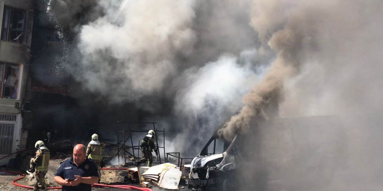 Ankara'da Sünger Fabrikasında Yangın: 2 İşçi Öldü