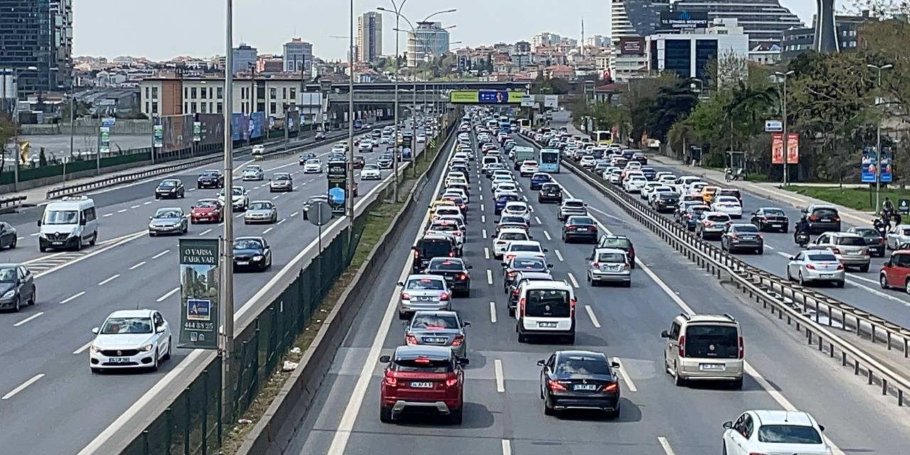 Zorunlu trafik sigortasında yeni dönem: Araç sahiplerini nasıl etkileyecek?