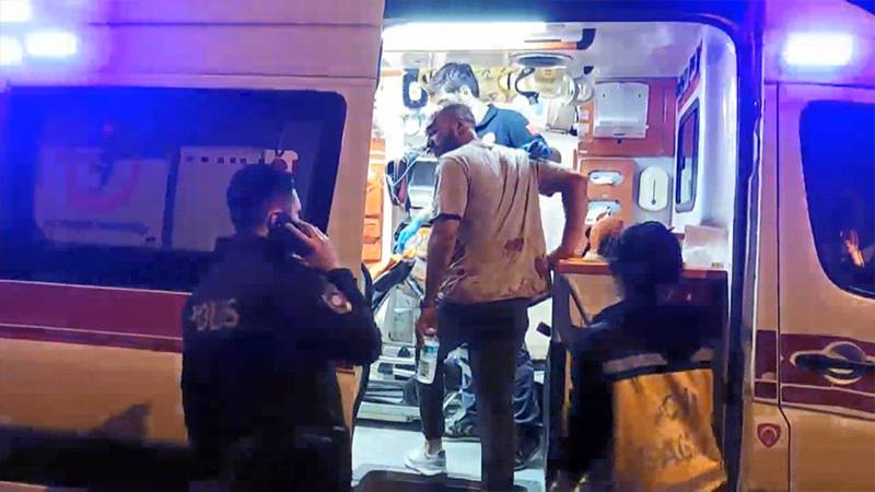 Kadıköy'deki kazada ortalık savaş alanına döndü