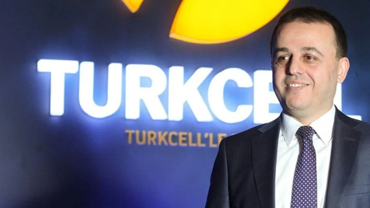 Turkcell'de neler oluyor? 10 gün atanan Bülent Aksu görevden alındı