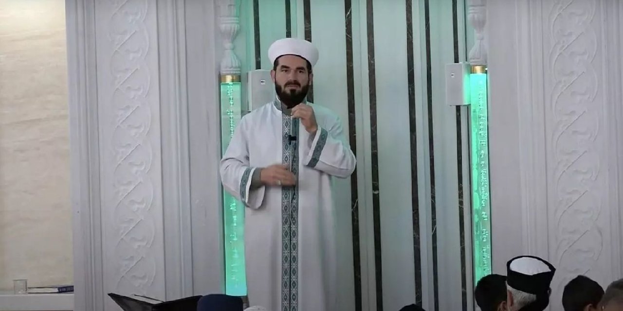 Cami hocasının sözleri tepki topladı: Suriyeli kişinin cenazesi 'mis' gibi kokuyormuş