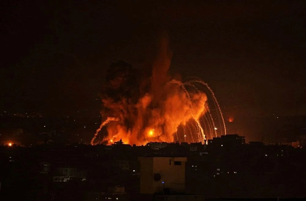 Gazze Sabaha Kadar Bombalandı