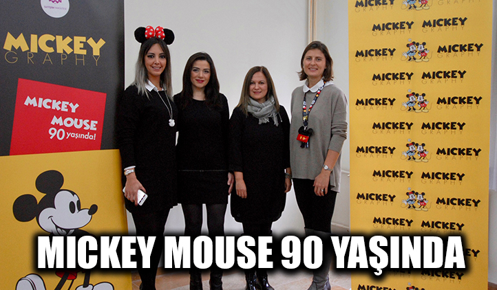 Mickey Mouse 90 yaşında