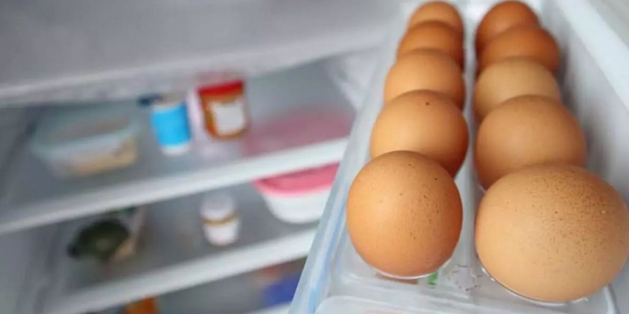 Aslında Çok Tehlikeli! Yumurtayı Buzdolabına Böyle Koyan, Hatasını Anlayınca Hemen Mutfağa Koşacak