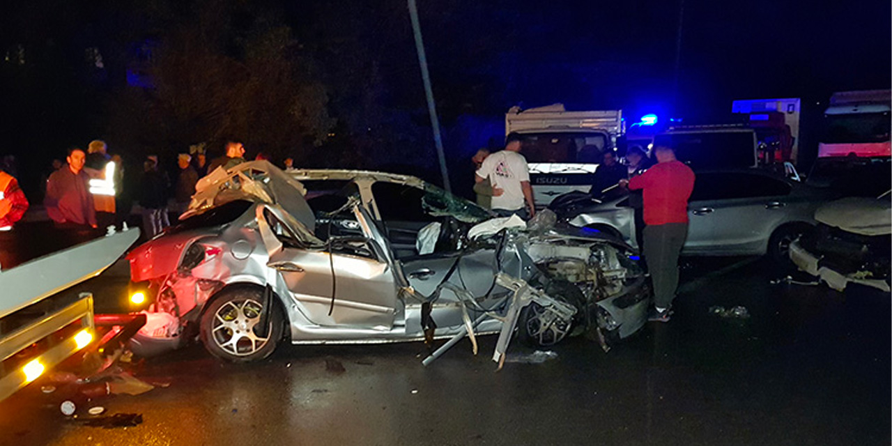 TEM'de Feci Kaza! 26 Araç Birbirine Girdi