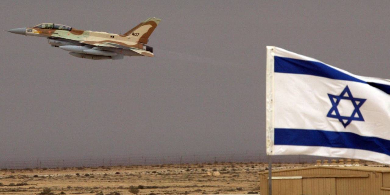 İsrail uçaklardan attığı broşürlerle böyle tehdit etti