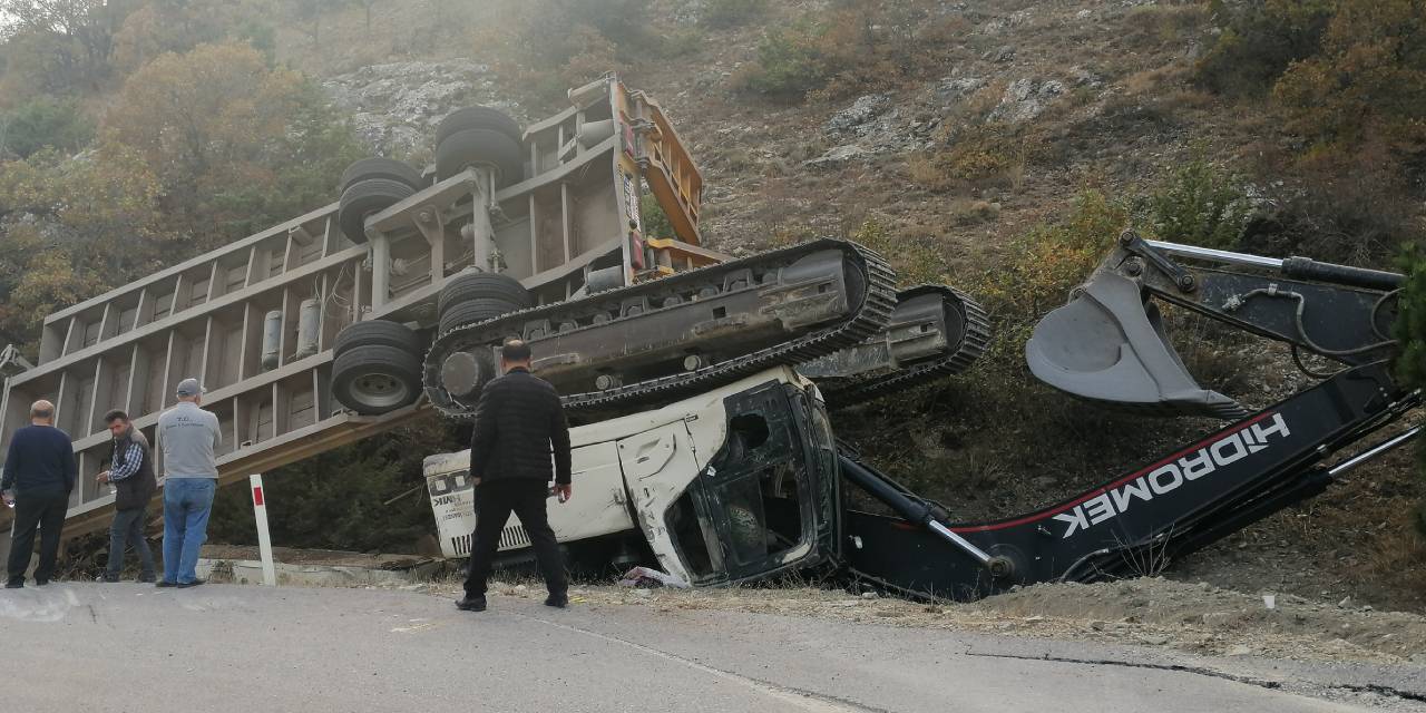 Çorum'da Feci Kaza: 2 Kişi Hayatını Kaybetti