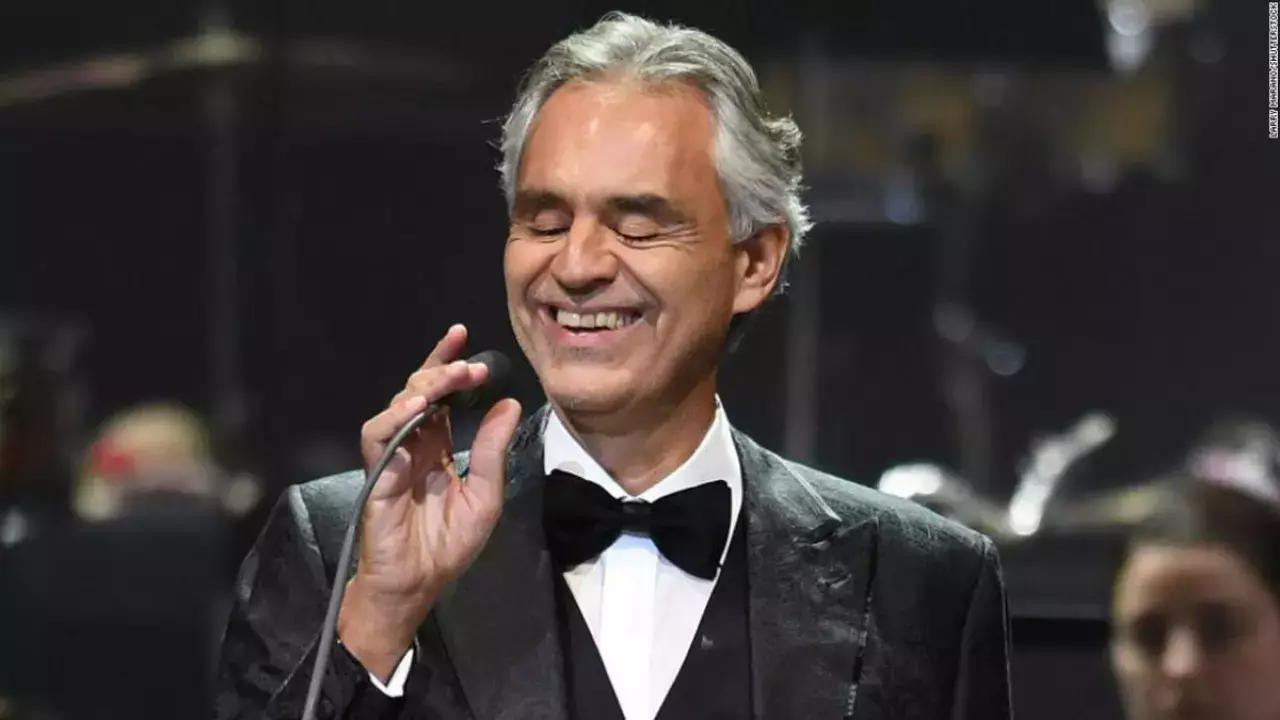 Dünyaca ünlü tenor Andrea Bocelli 10 yıl aradan sonra İstanbul'da konser verecek