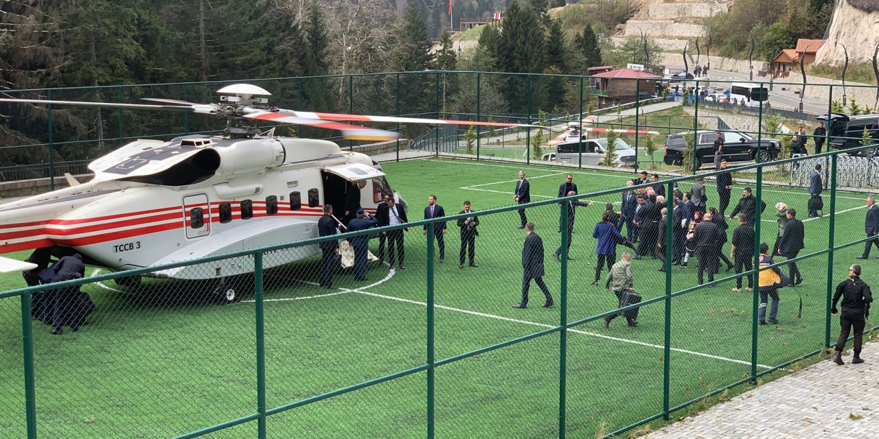 Erdoğan Helikopterle Ayder Yaylası'na İndi